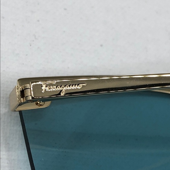 Sunglasses Salvatore Ferragamo SF 195 S 715 Shiny Gold / Azure Oversized Cat Eye